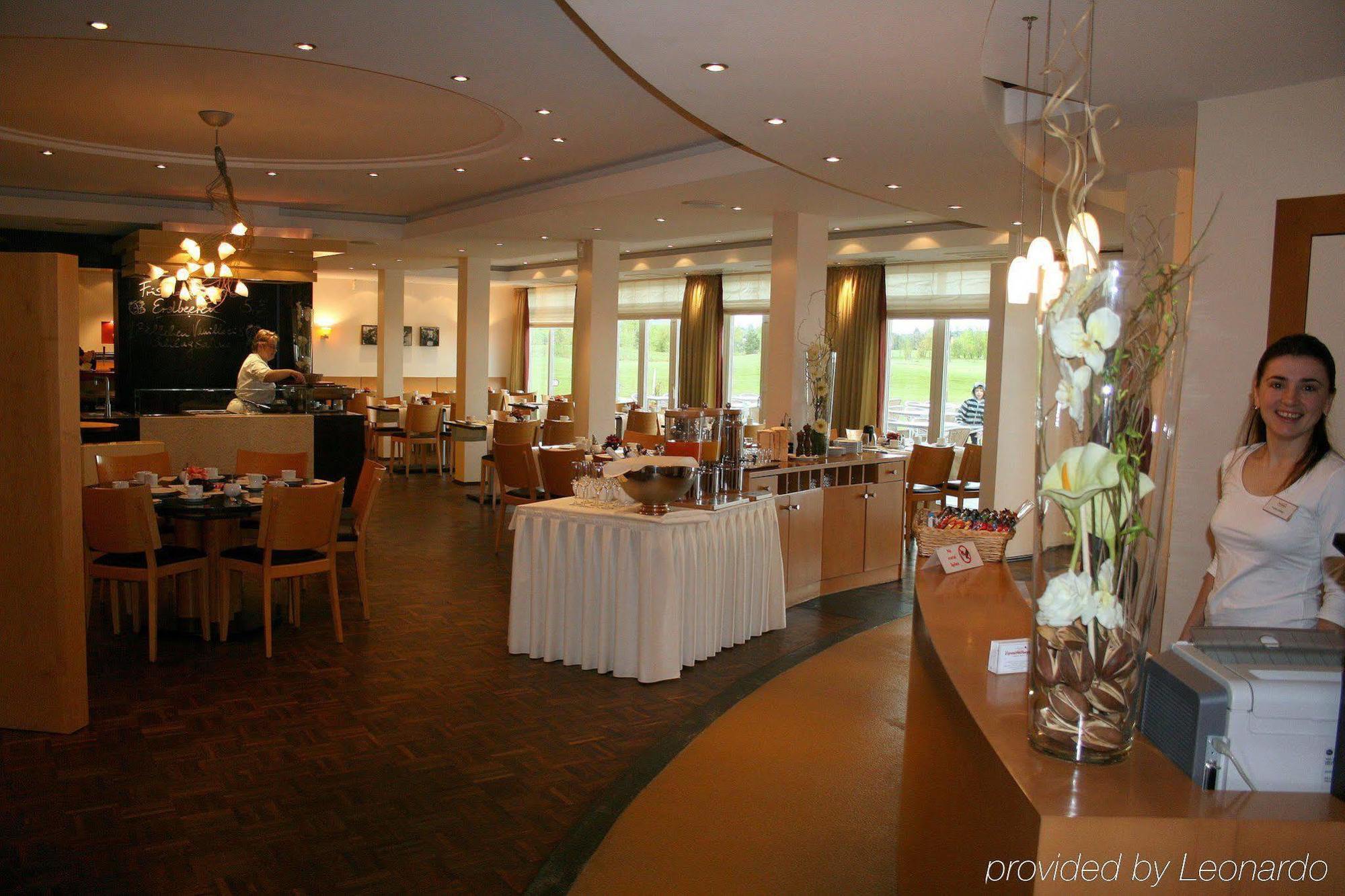 Gut Heckenhof Hotel & Golfresort An Der Sieg Gmbh & Co. Kg Eitorf Ristorante foto